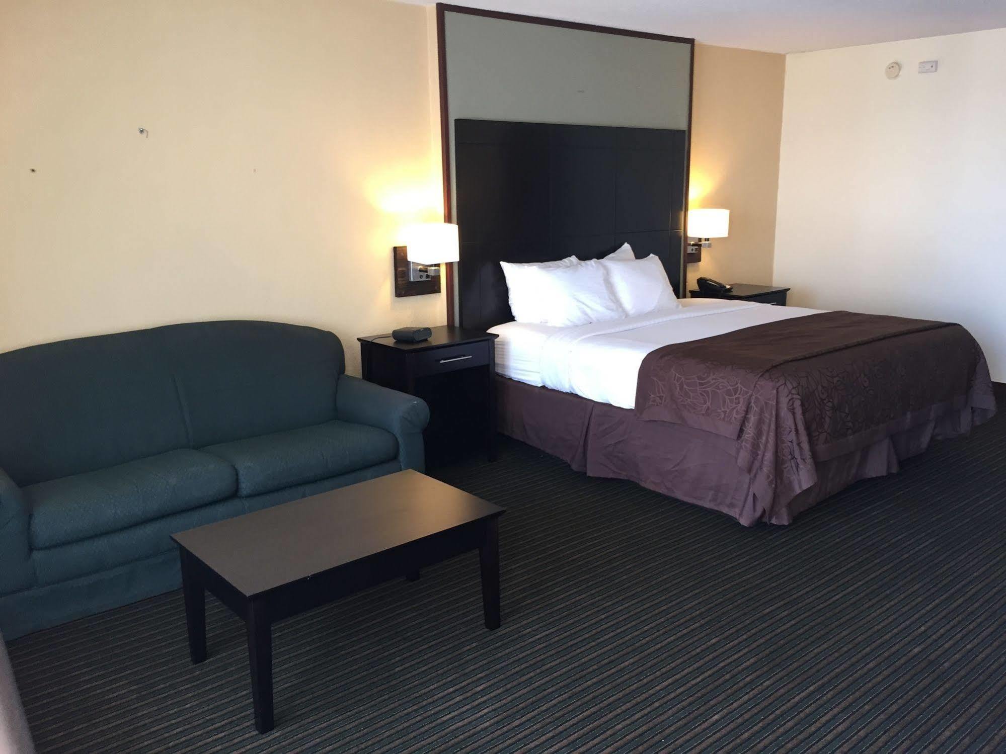 Best Western Inn Of Del Rio Ngoại thất bức ảnh