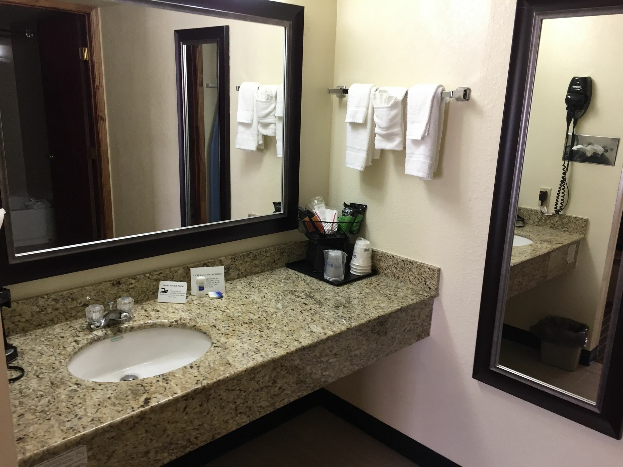 Best Western Inn Of Del Rio Ngoại thất bức ảnh